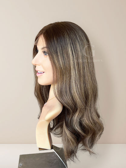 פאות תחרה בסיסיות 100% משיער טבעי של Leah